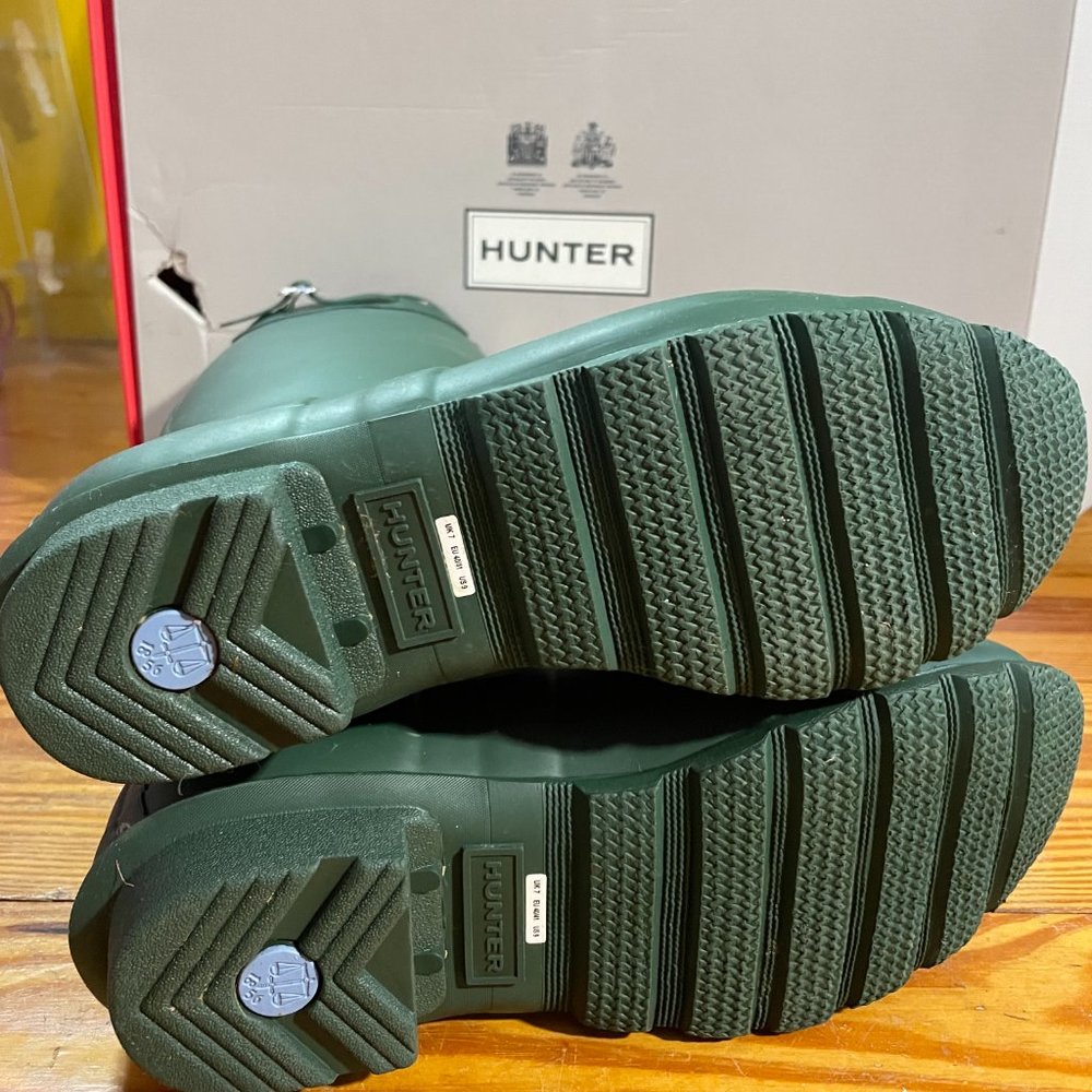 Hunter Rain Boots Size 9 Green Knee High LIKE NEW, With Box - Picture 3 of 6